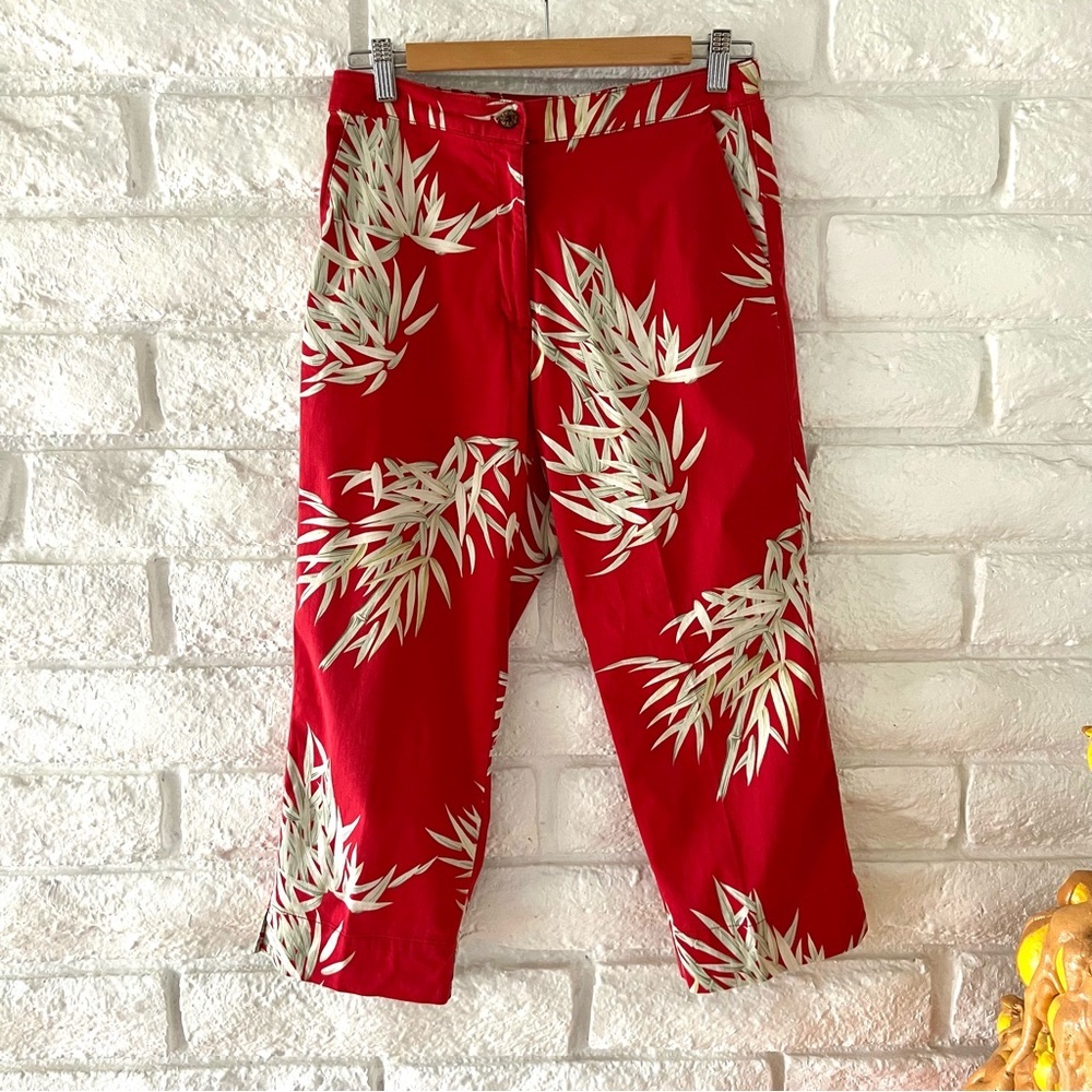 Banana Bay Red Leaf Print Capris Size Small P31